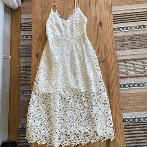 ASTR LACE A LINE MIDI DRESS Size L